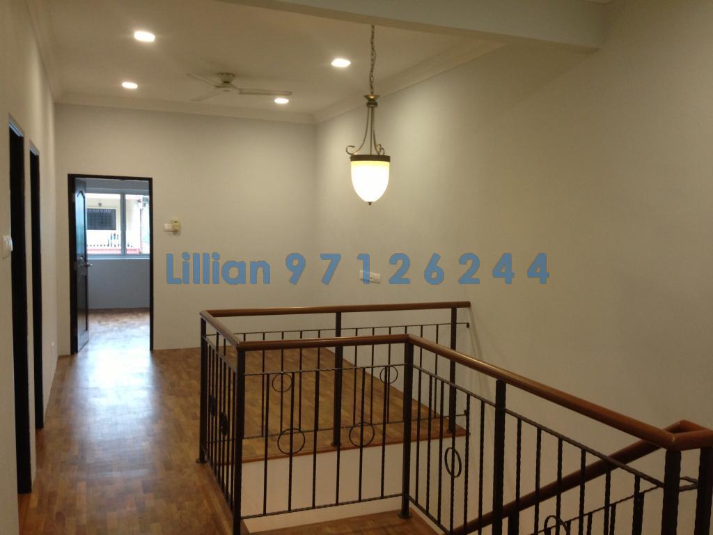 Pebble Lane (D15), Terrace #100610512